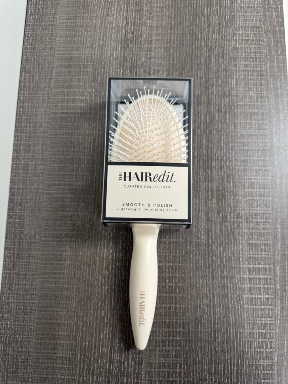 The HAIRedit Polish Detangling Brush